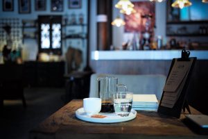 5-cosas-que-debes-hacer-en-una-cafetería - Cultura Cafeína